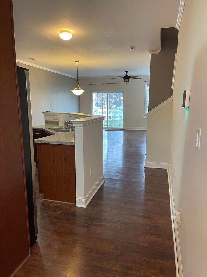 231 Wilmore Dr - Photo 6 of 46