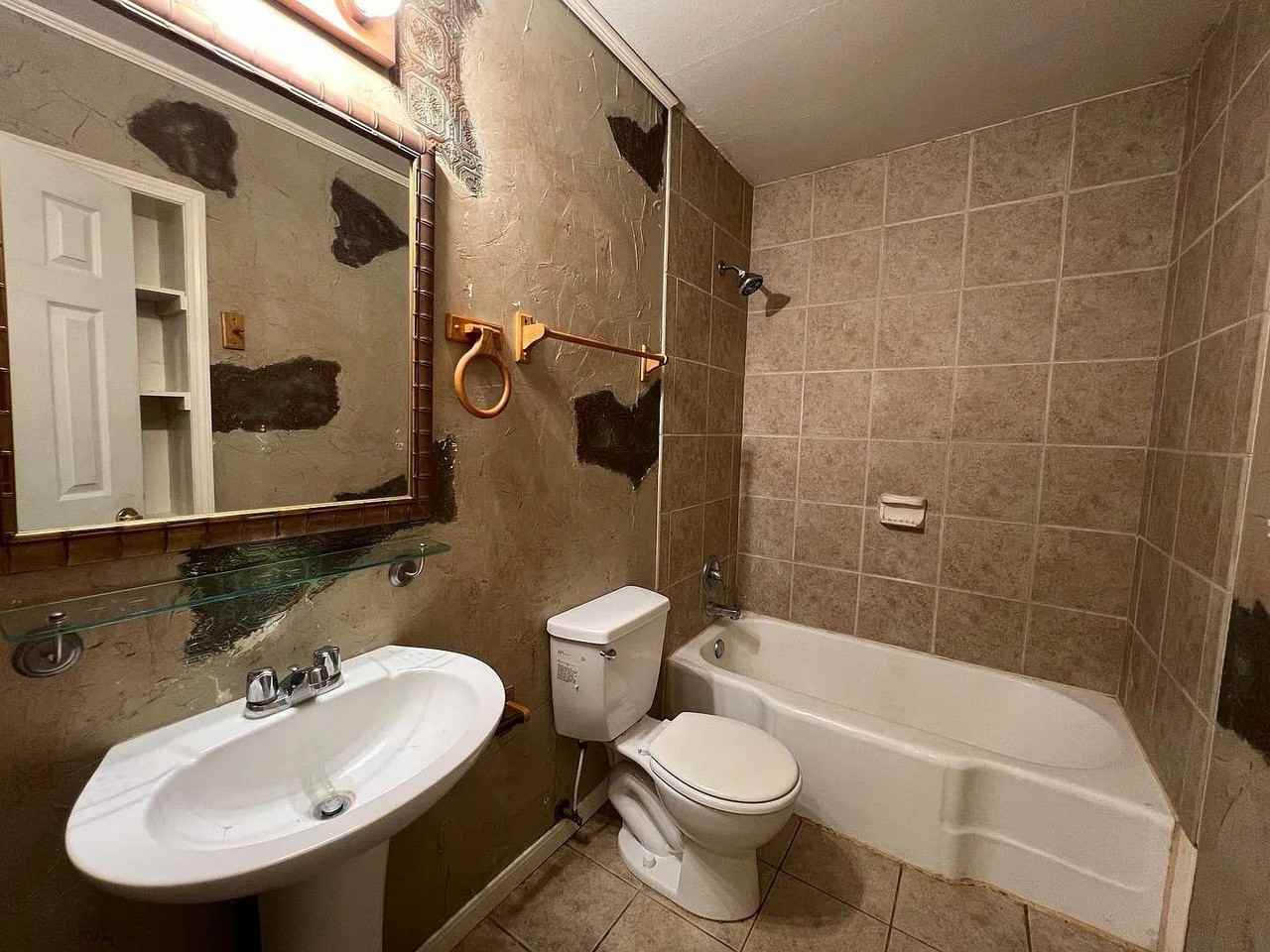 3118 29th St - Photo 4 of 10