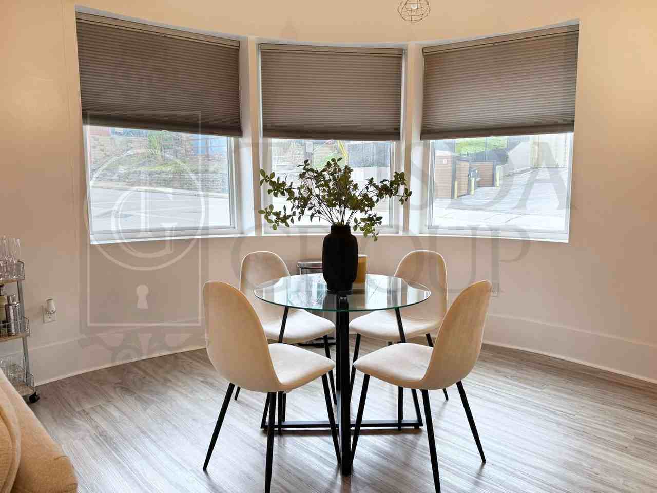 160 Southern Ave - Photo 3 of 46