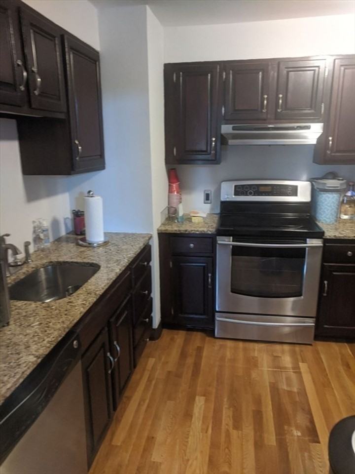 33B Westbourne Ter - Photo 3 of 7