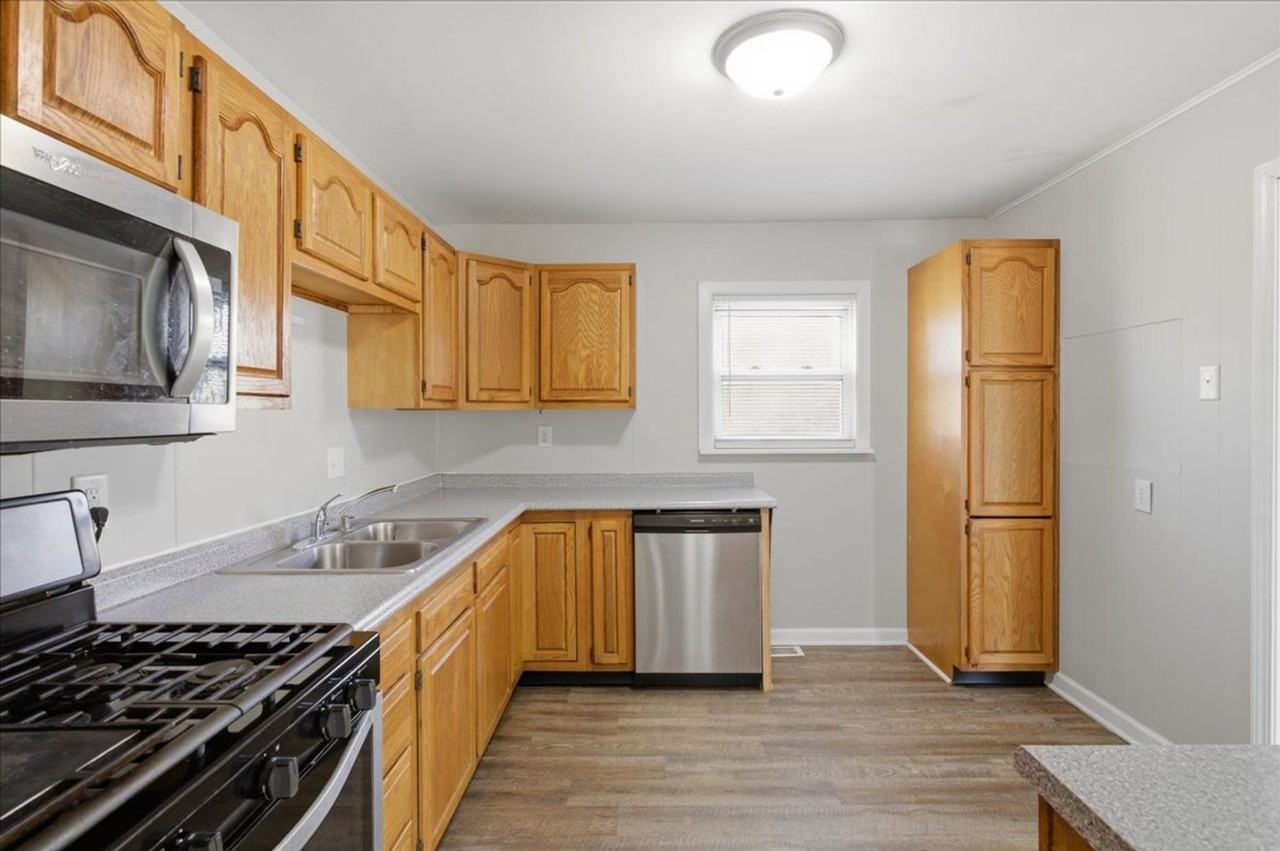 3226 Voigt Dr - Photo 5 of 17