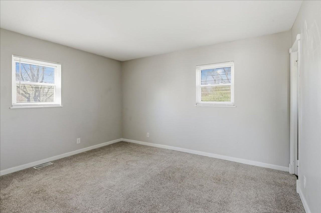 3226 Voigt Dr - Photo 7 of 17