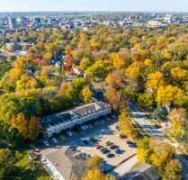 featured image of 906 N Dodge St