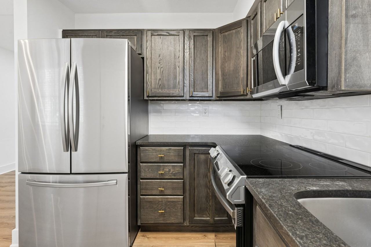 55 Faris Cir - Photo 3 of 15