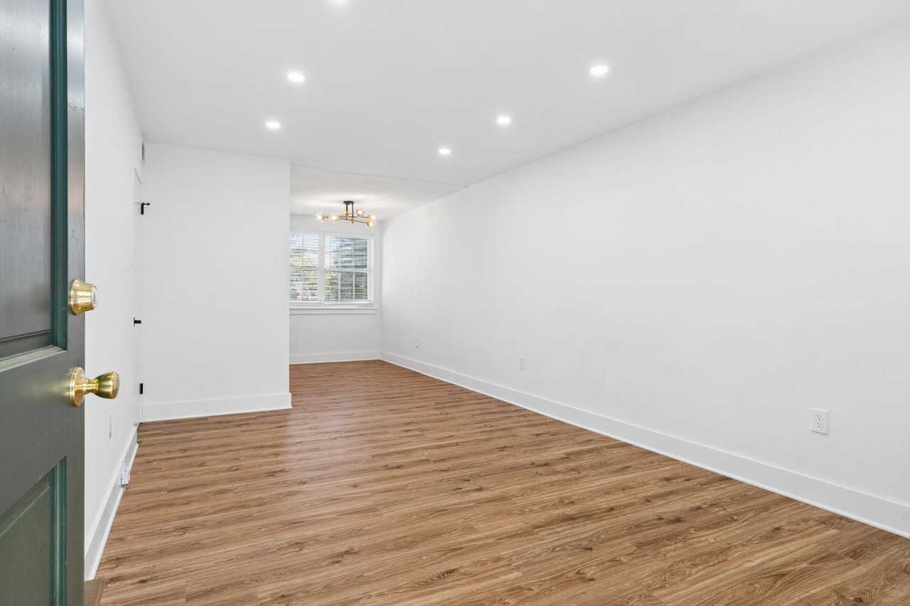 55 Faris Cir - Photo 4 of 15