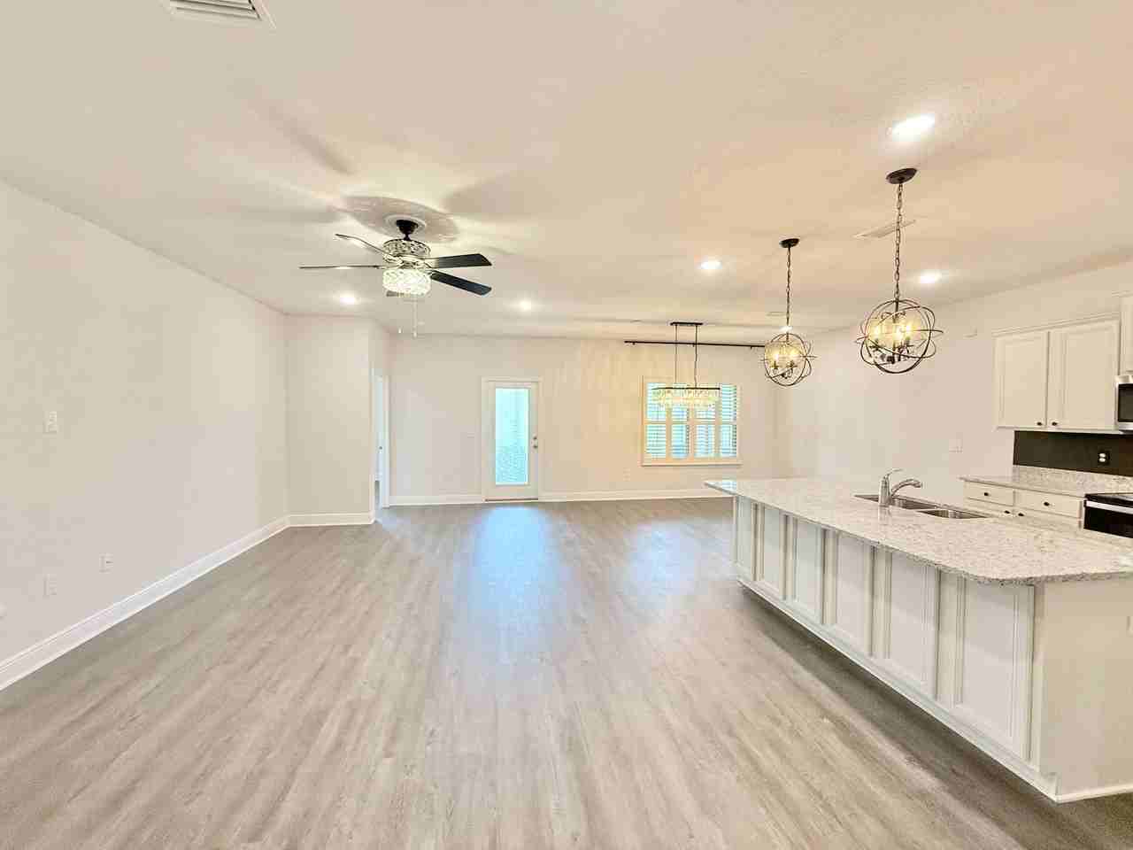 7926 Burnside Loop - Photo 2 of 16