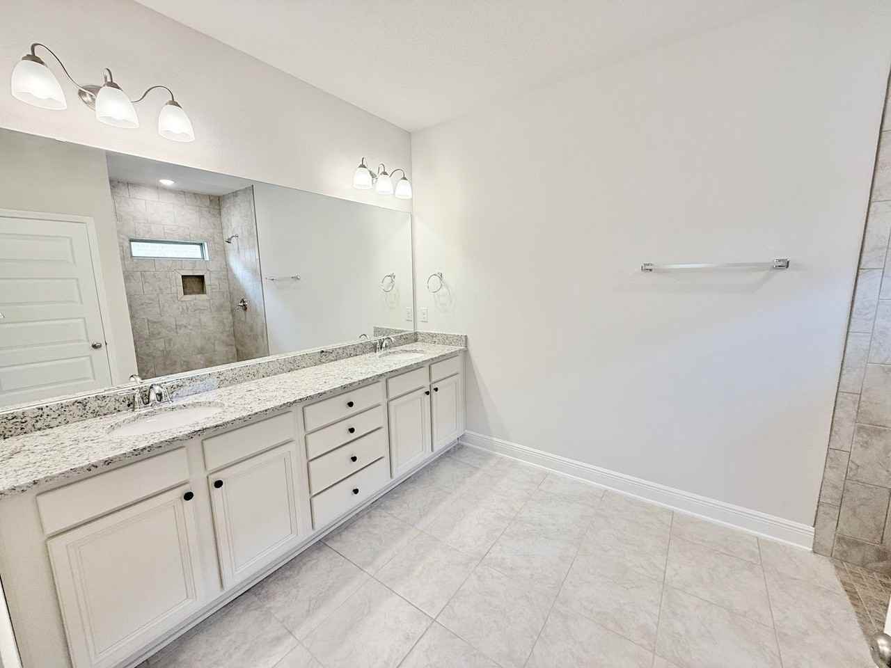 7926 Burnside Loop - Photo 7 of 16