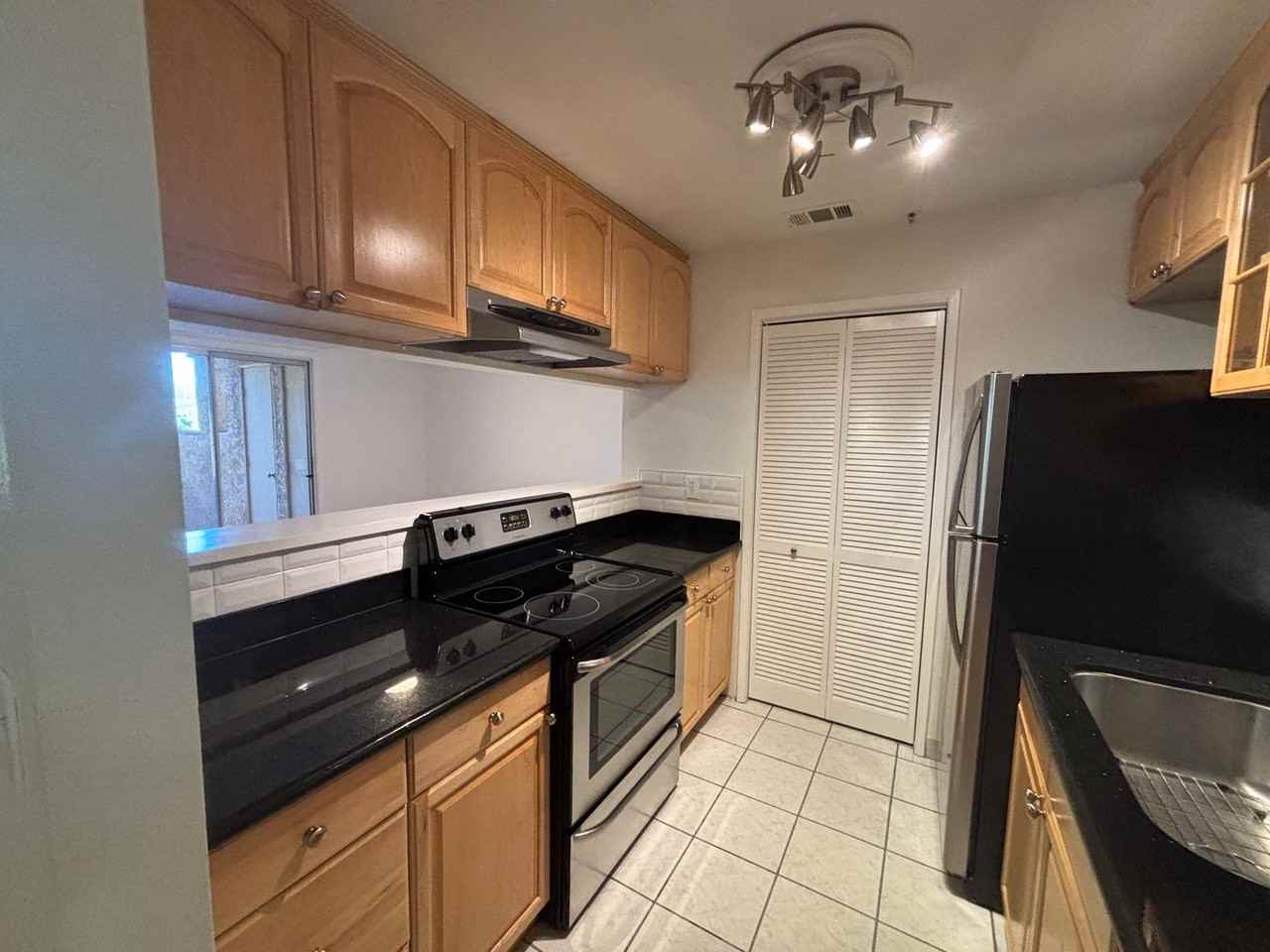 725 Watson Canyon Ct #114 - Photo 3 of 29