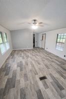 featured image of 18640 Se 22nd Ln