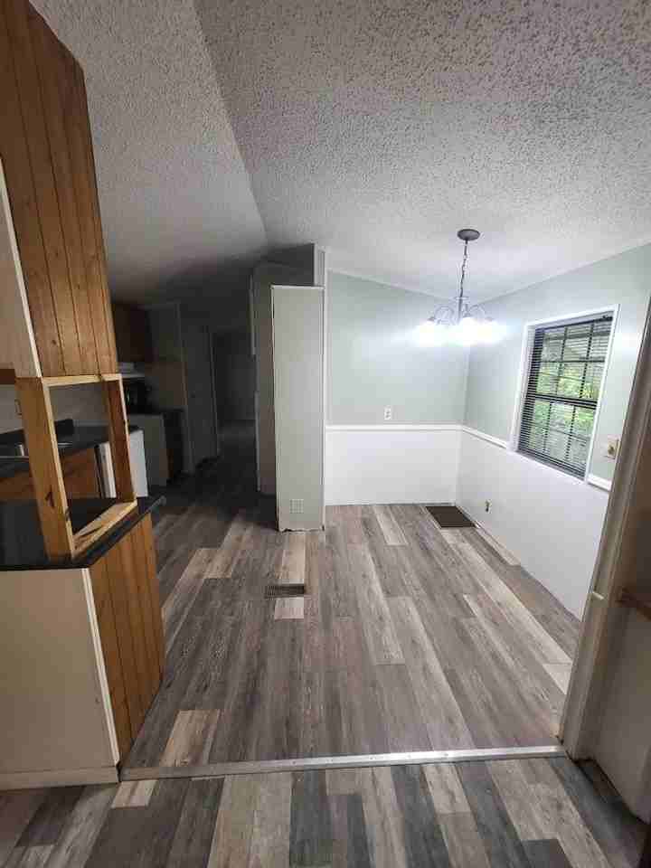 18640 Se 22nd Ln - Photo 3 of 9