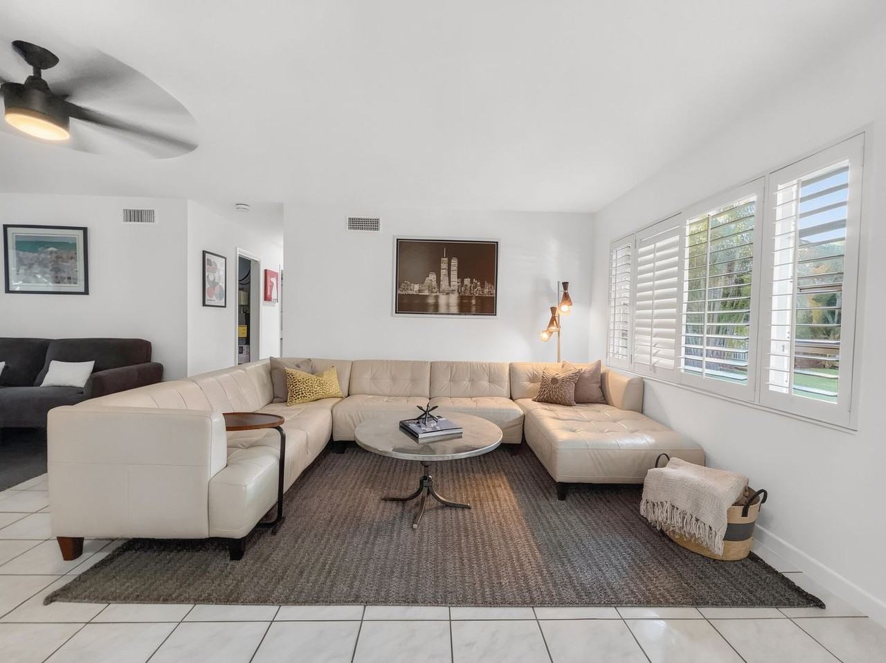 1147 Shady Rest Ln - Photo 5 of 27