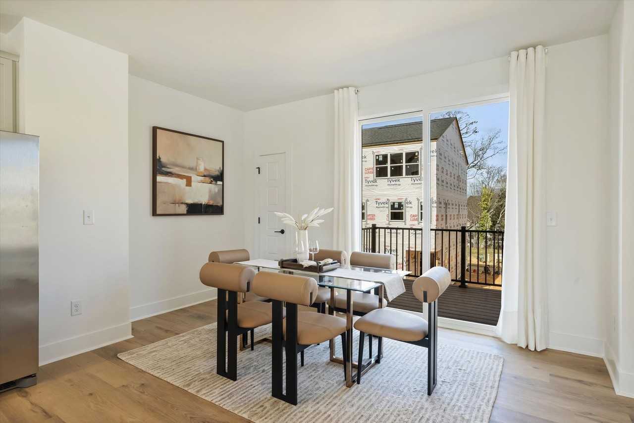 Reserve at Mallard Creek - Photo 6 of 12