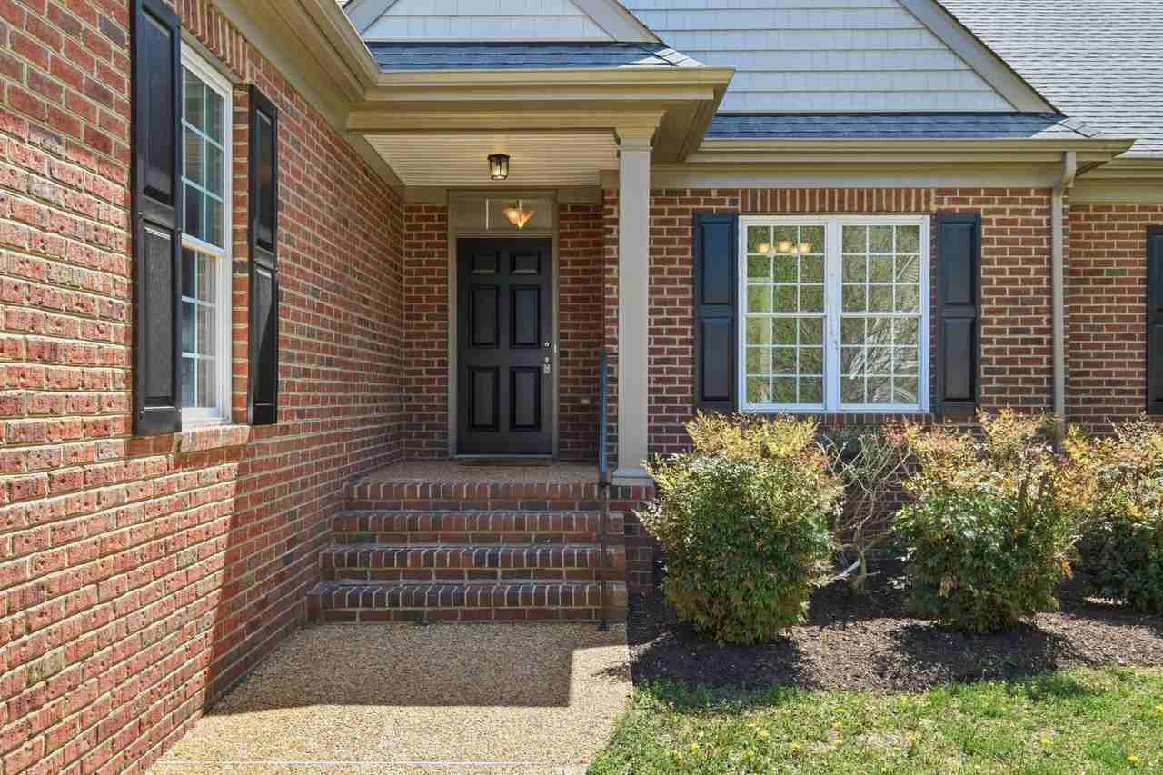 6116 John Jackson Dr - Photo 2 of 25