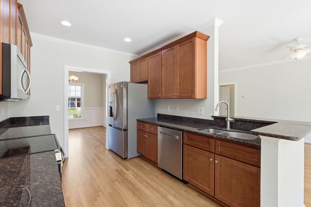 6116 John Jackson Dr - Photo 5 of 25