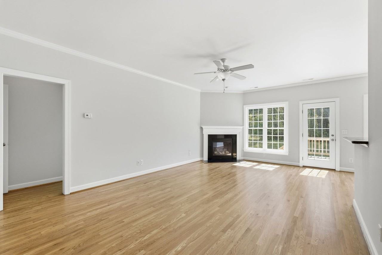 6116 John Jackson Dr - Photo 6 of 25