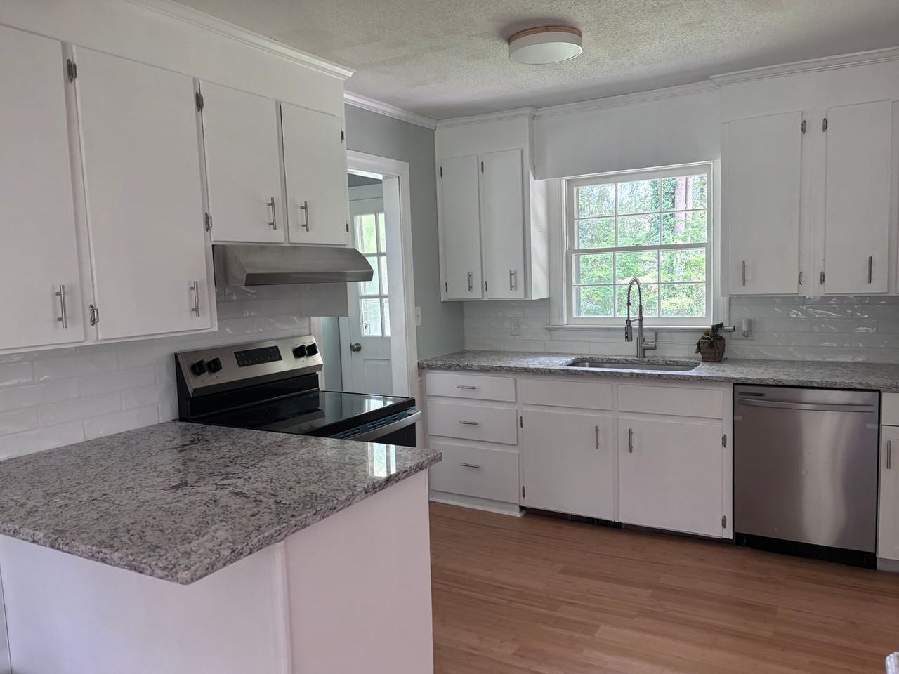 3807 Random Rd - Photo 6 of 14