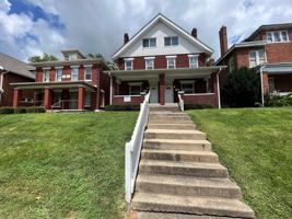 featured image of 284 E 14th Ave