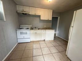 featured image of 953 12th Ave S #C