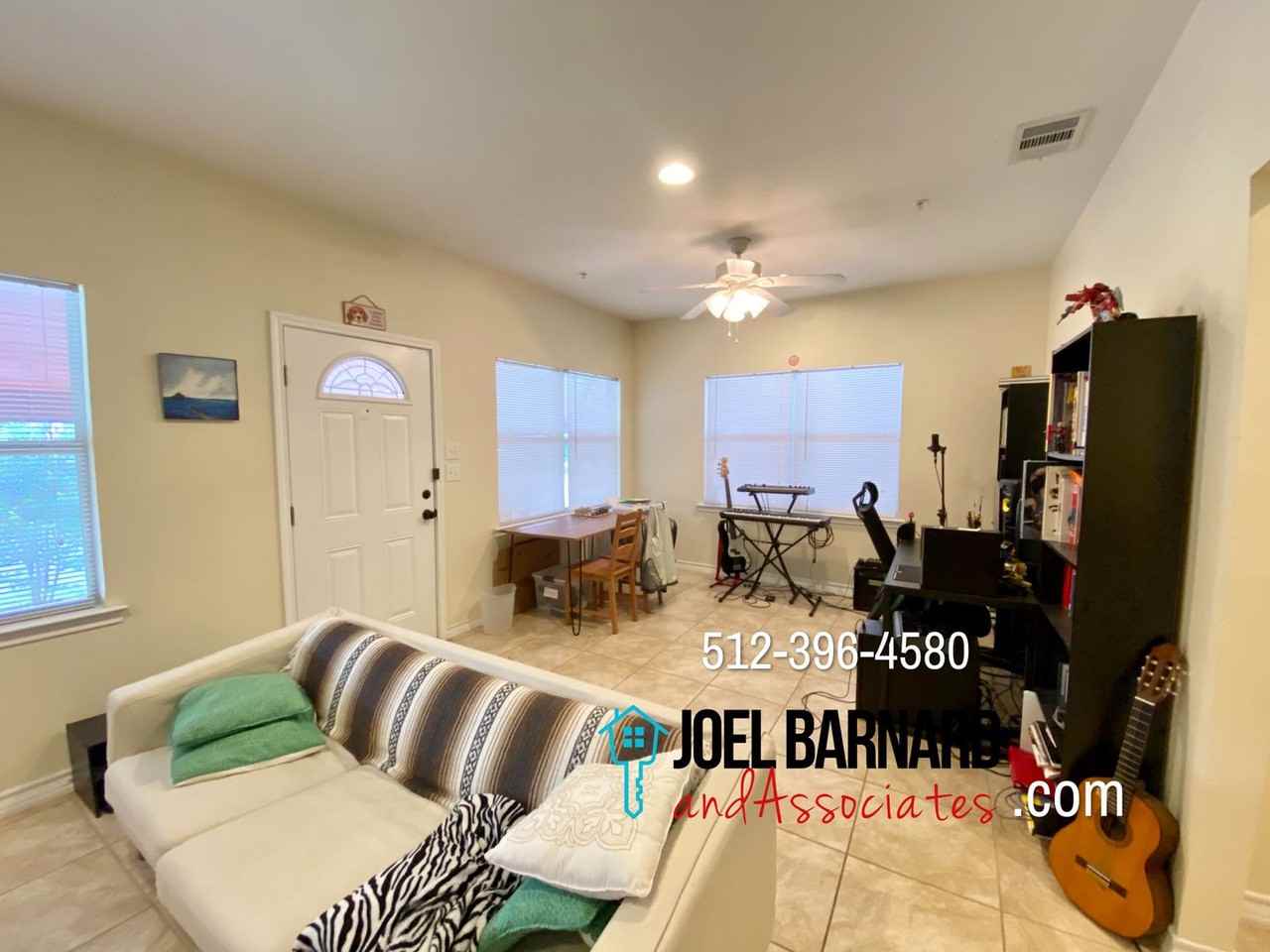 524 S. LBJ - Photo 3 of 37