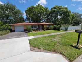 501 Lake Palms Dr - Photo 1 of 1