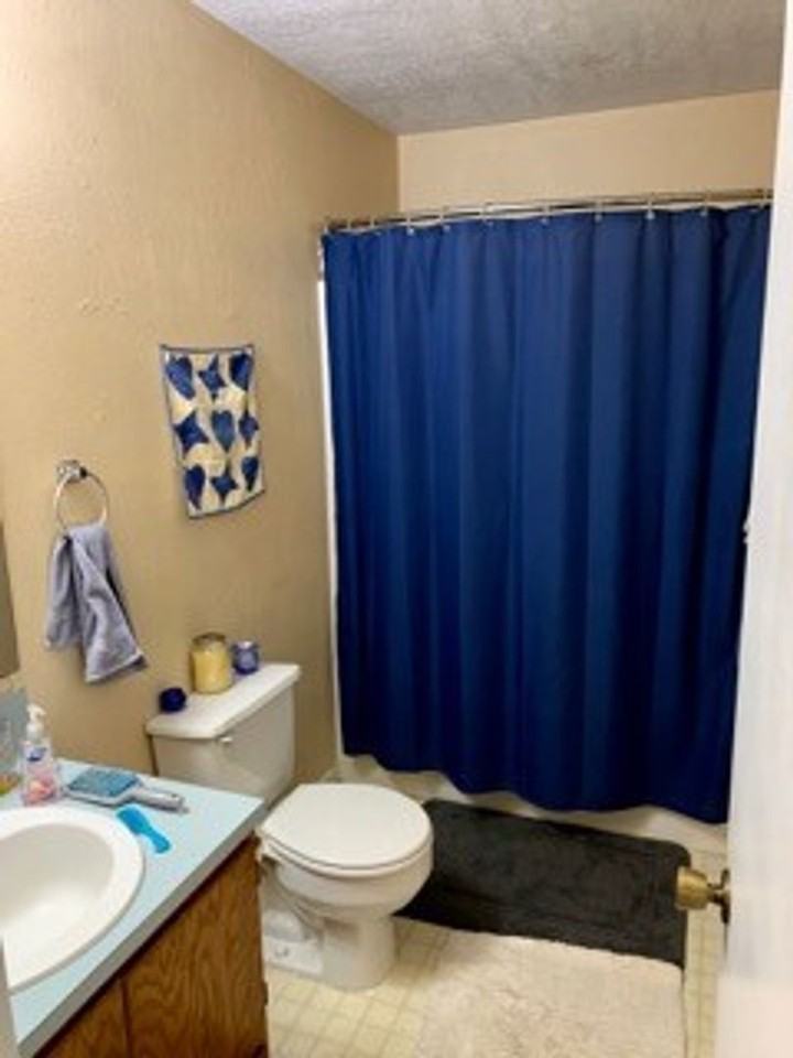 2525 Allen Ridge Dr - Photo 3 of 23