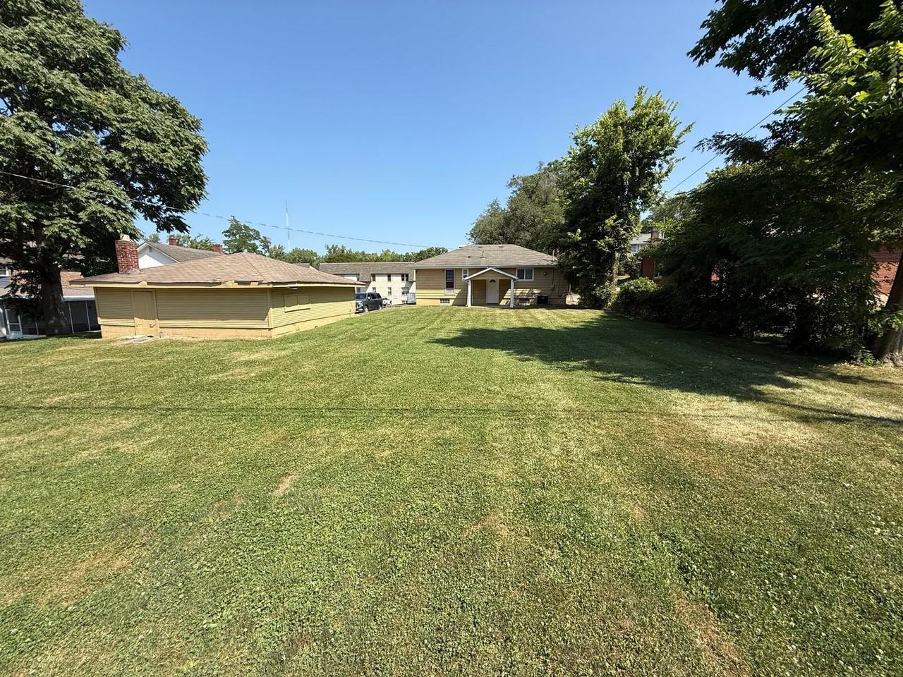 171 W Patterson Ave - Photo 3 of 22