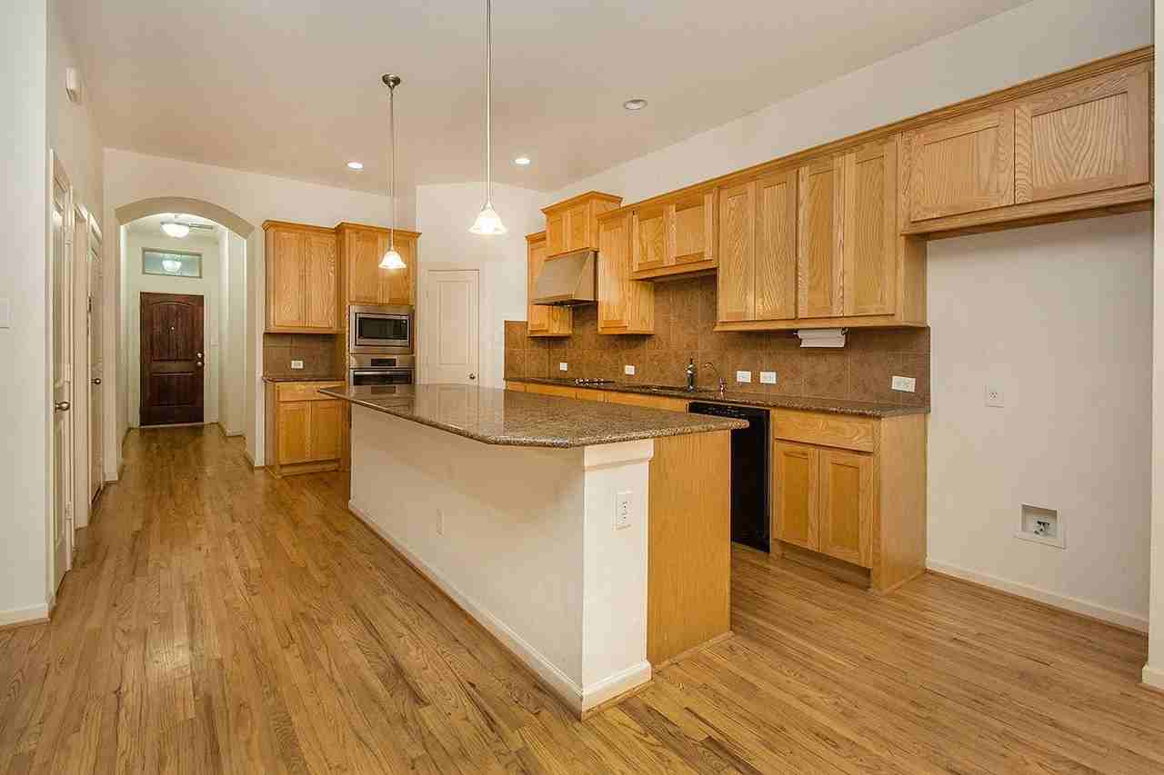 1212 Naples Dr - Photo 2 of 28