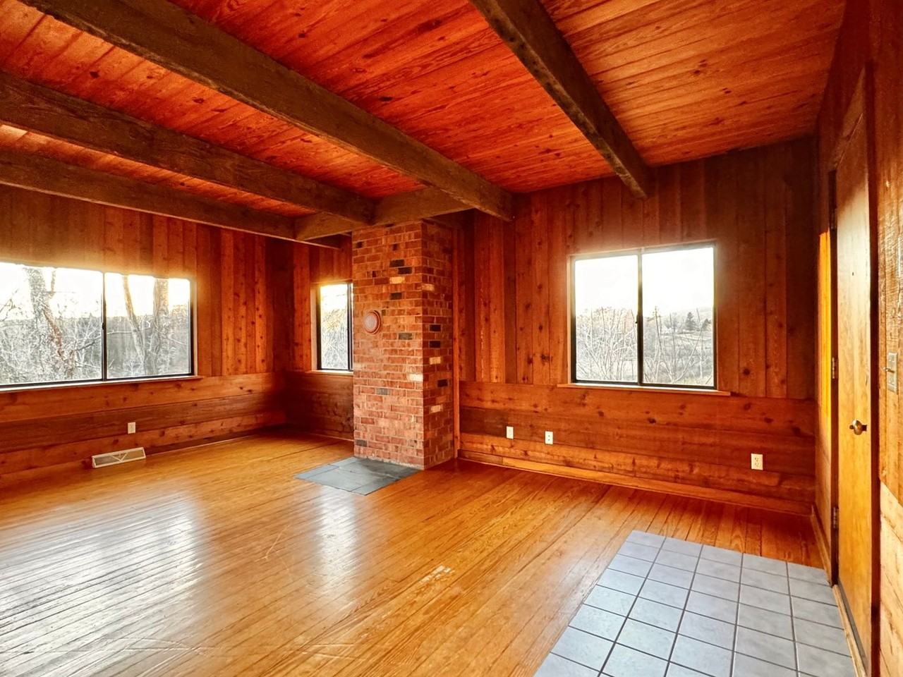 2442 Red Hill Rd - Photo 4 of 27