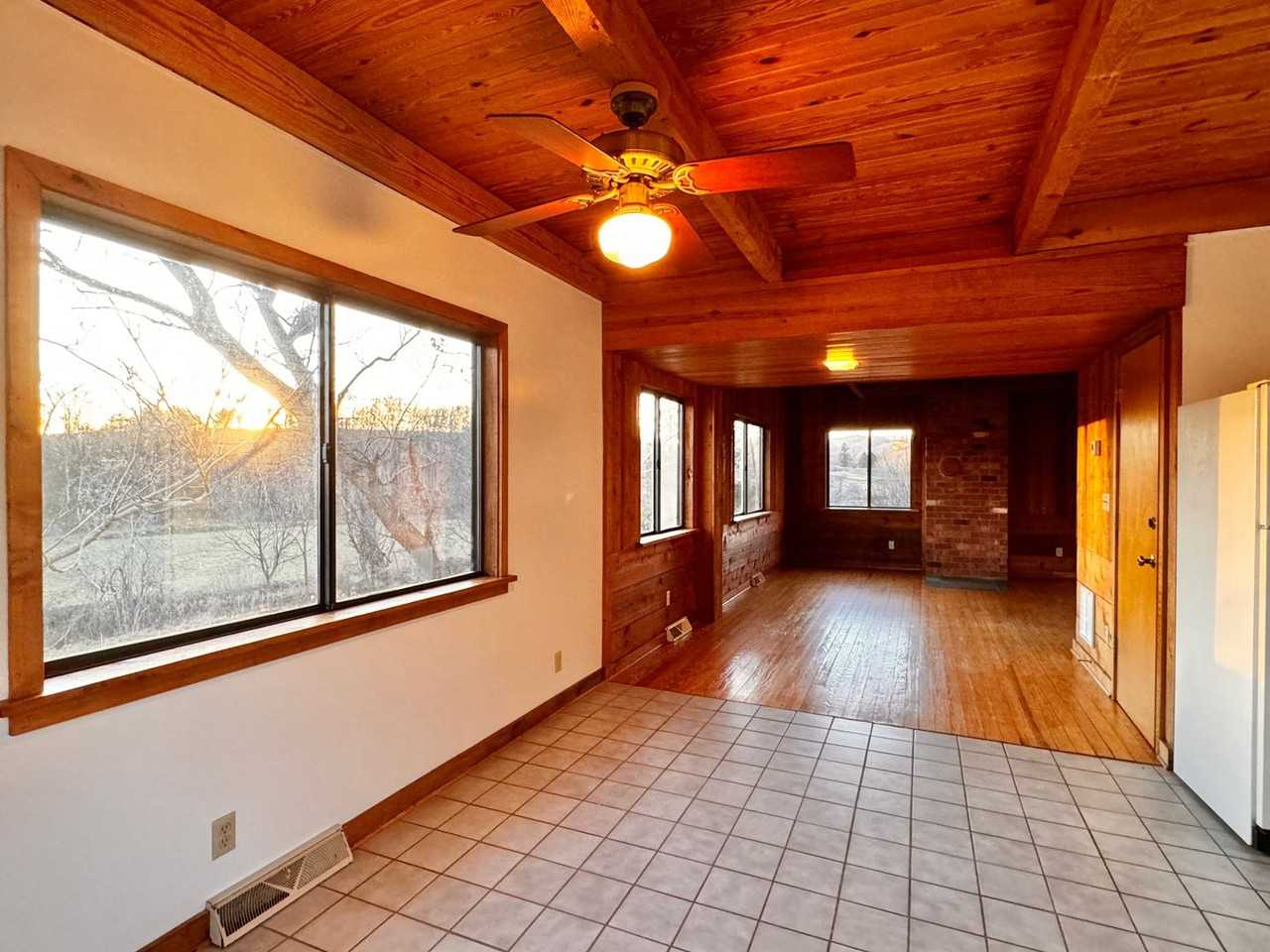 2442 Red Hill Rd - Photo 7 of 27