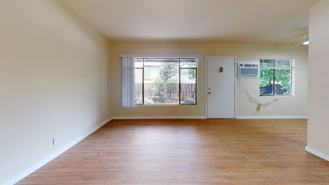 260OAK - Photo 1 of 1