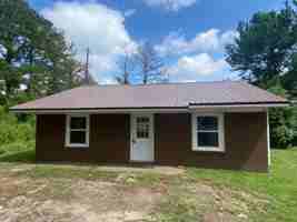 featured image of 104 Ed Dr #104