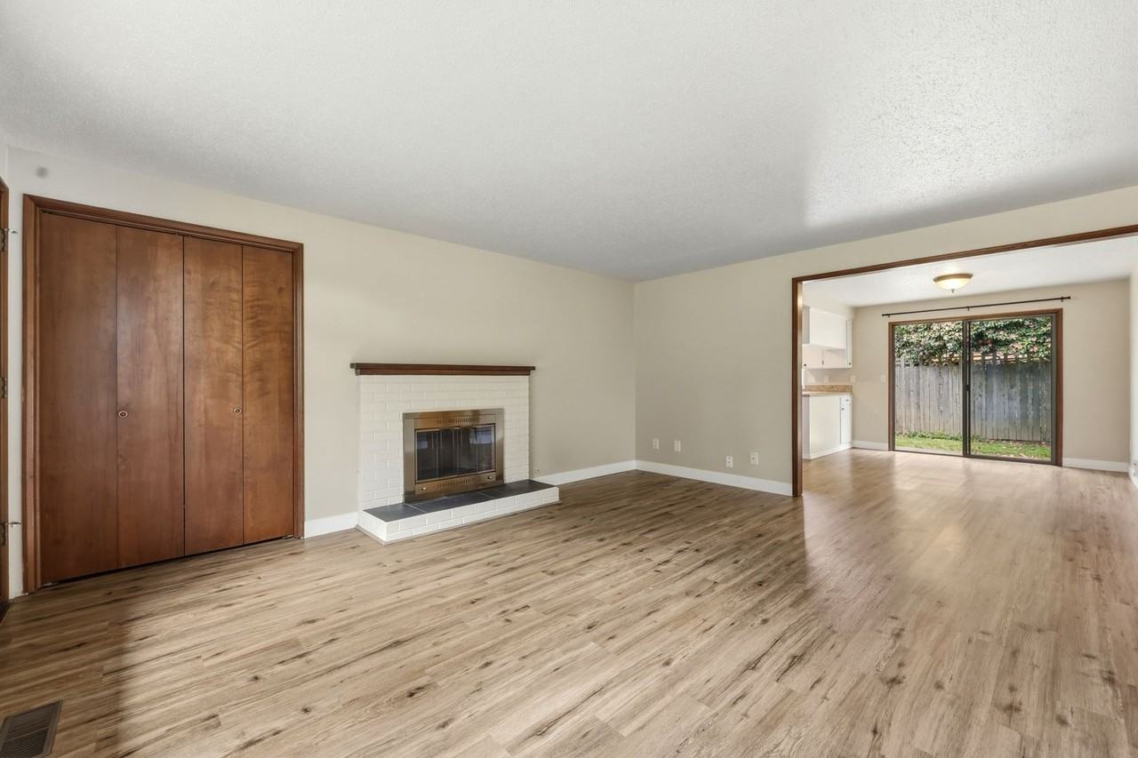 1622 Madison Ave Nw - Photo 5 of 23