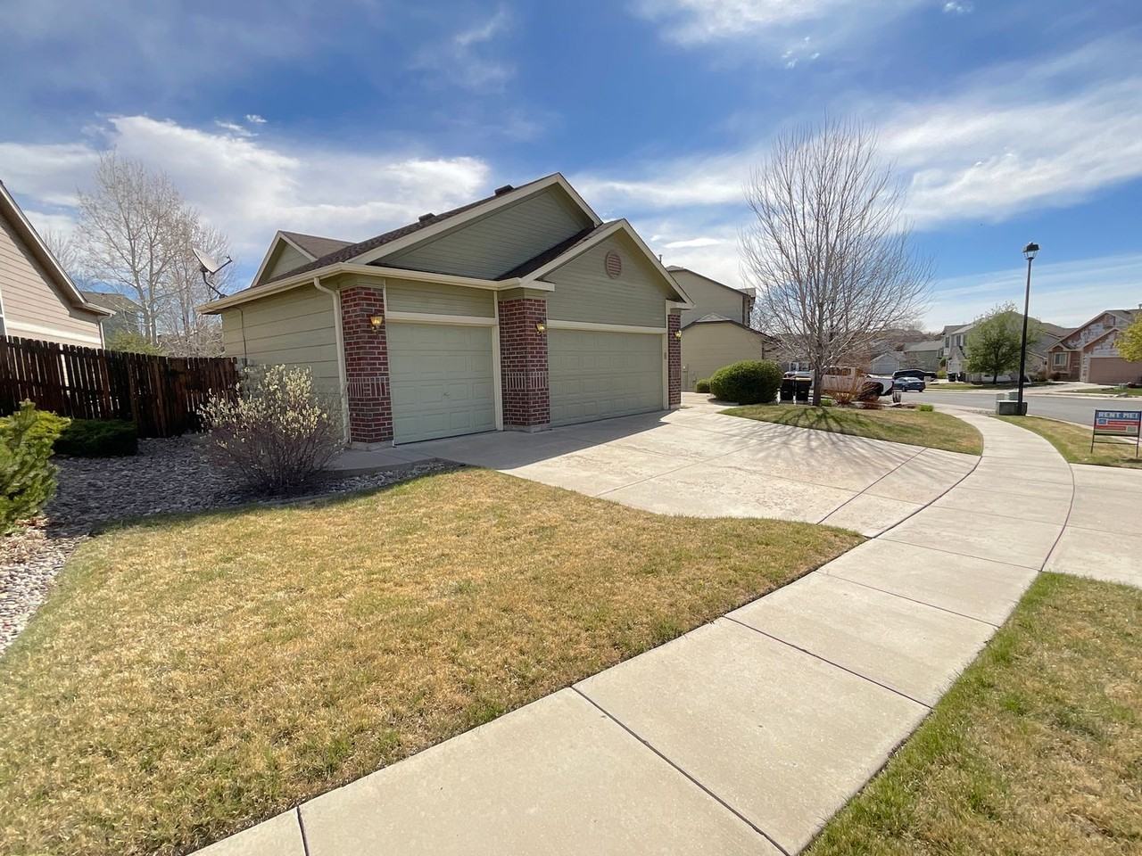 4325 Poplar Brook Dr - Photo 3 of 26