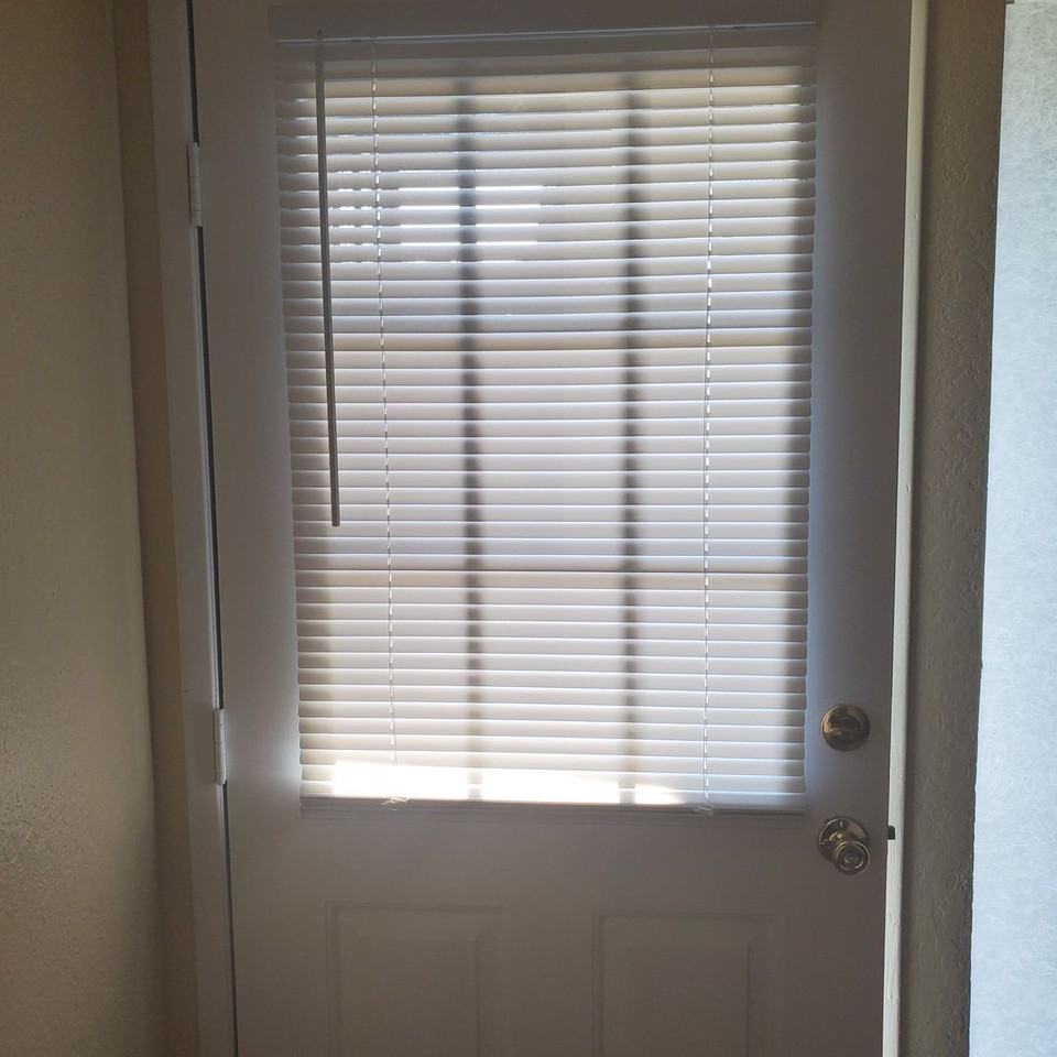 917 Panama Dr - Photo 2 of 22