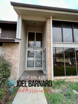 202 Scott St - Photo 1 of 1