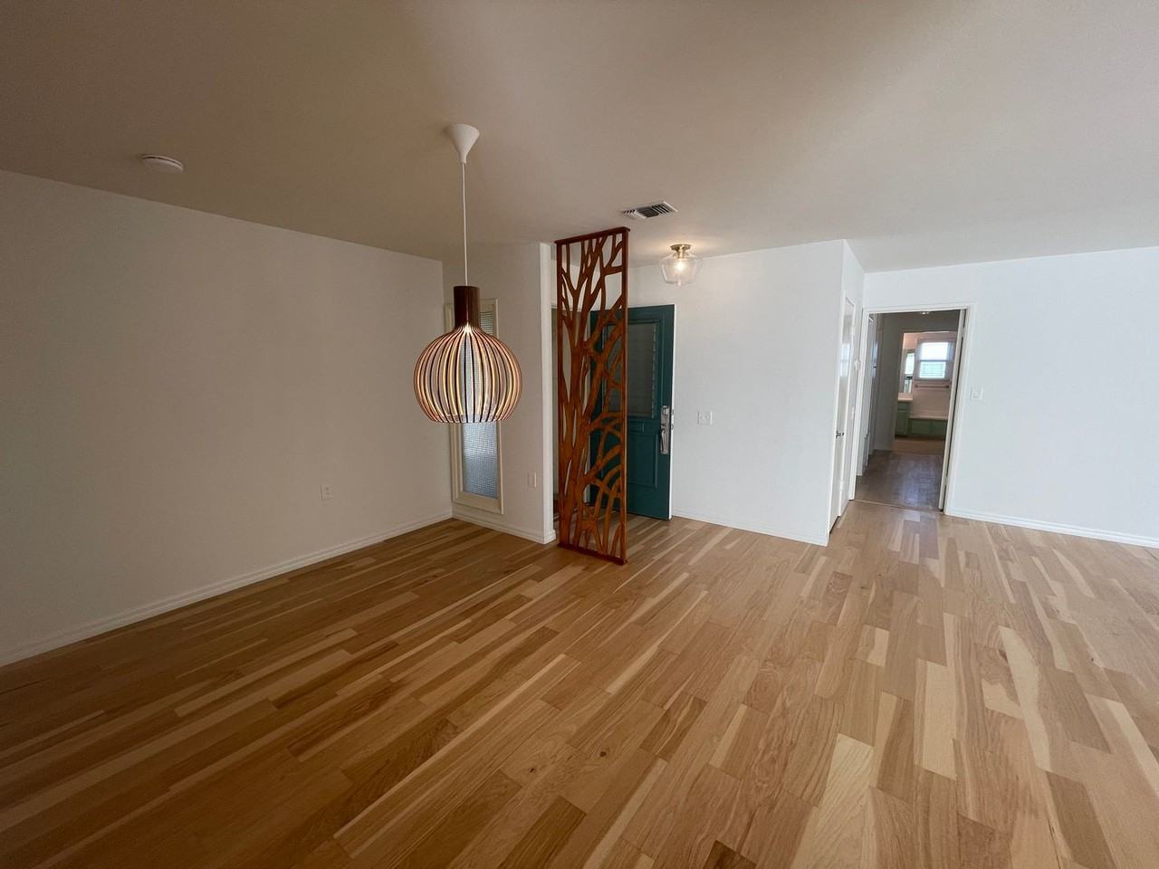 16847 Acena Dr - Photo 5 of 35