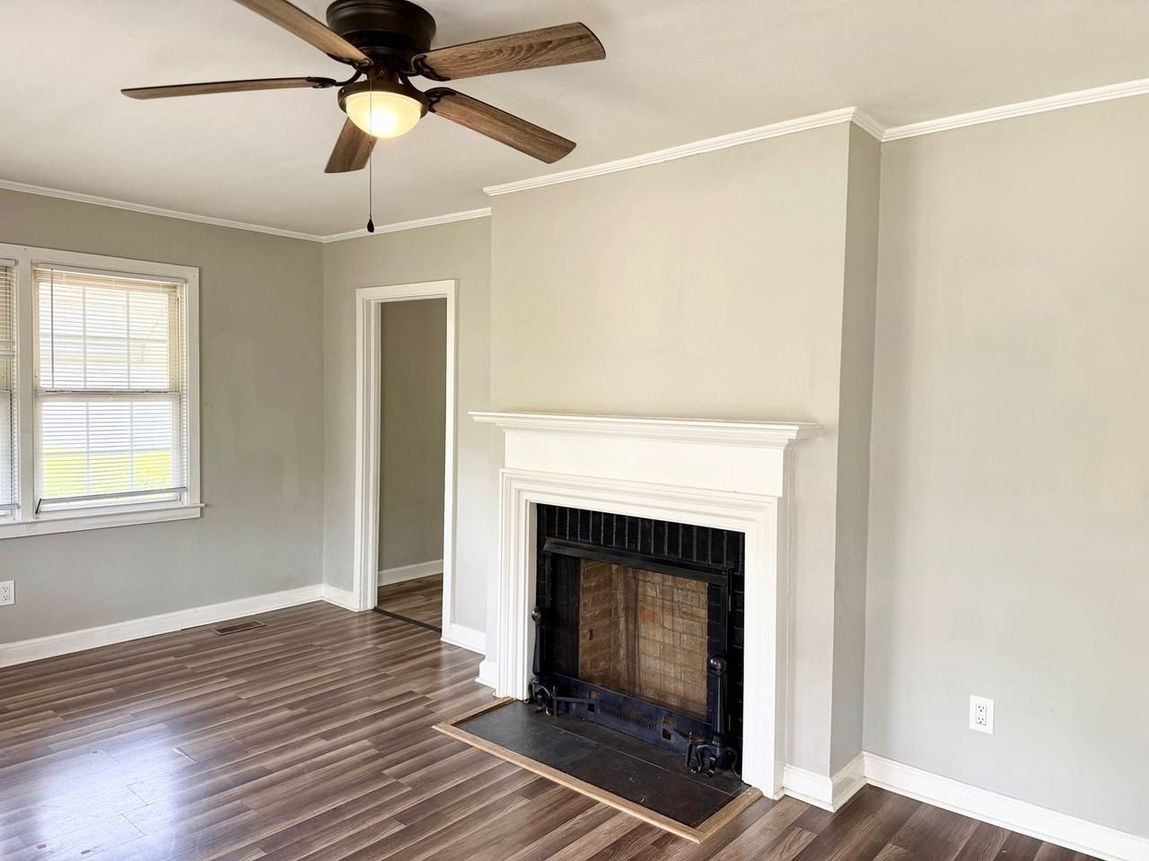 1416 Beech Dr - Photo 2 of 12