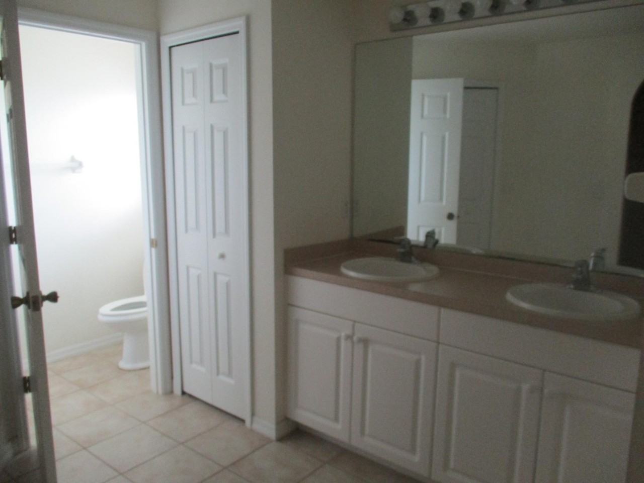 1426 Nw 12th St - Photo 7 of 13