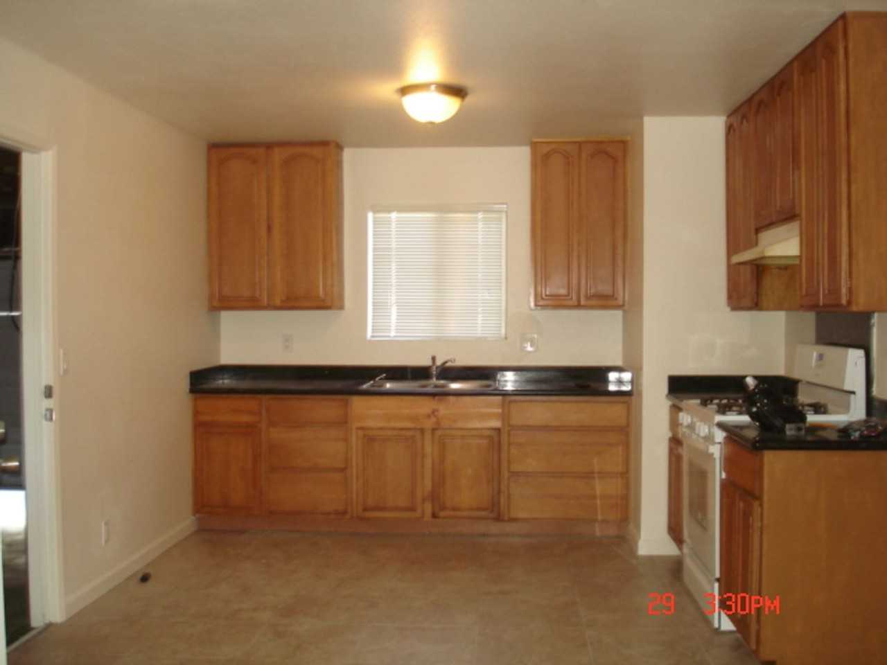 249 De Soto Dr - Photo 5 of 11