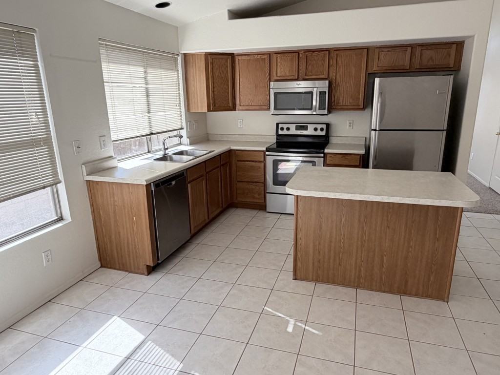 646 E Cathy Dr #NA - Photo 4 of 18