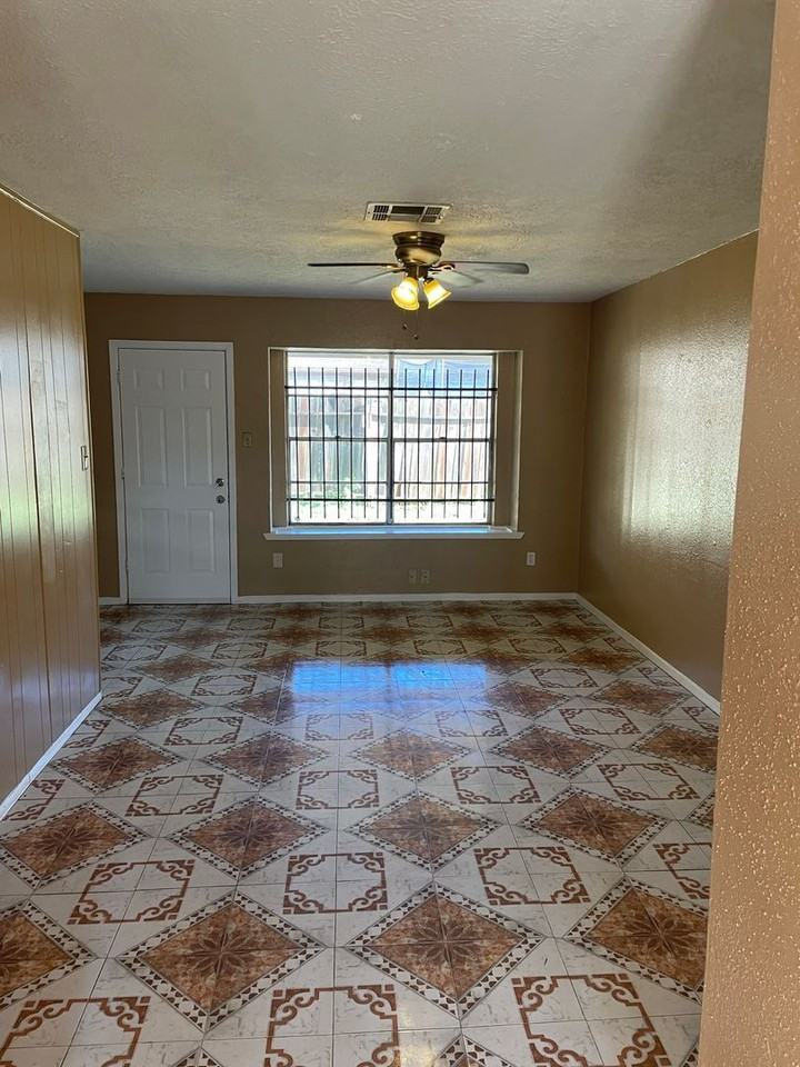 4751 E Ridge Creek Dr - Photo 3 of 13