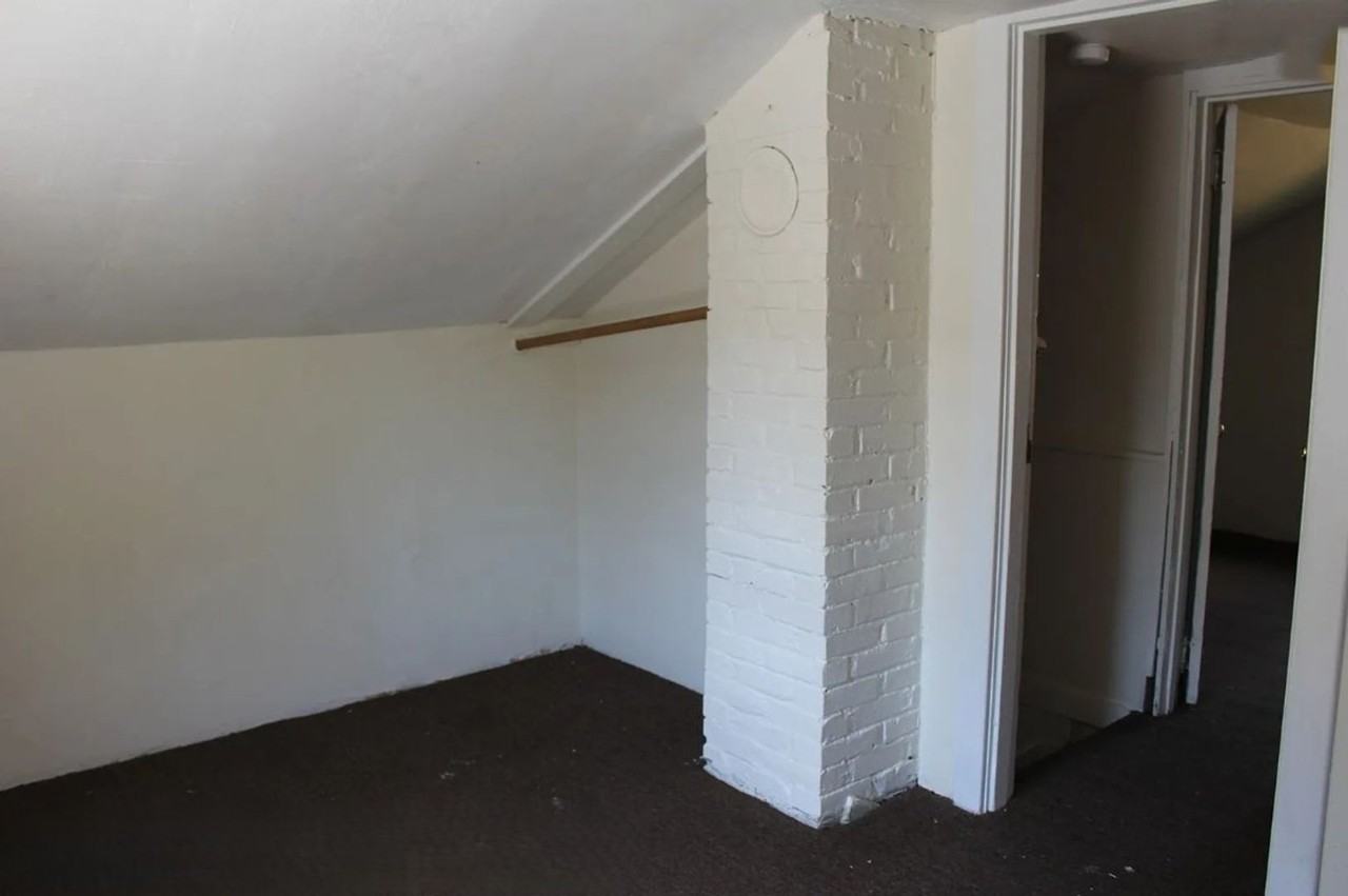 1109 Humboldt St - Photo 4 of 11