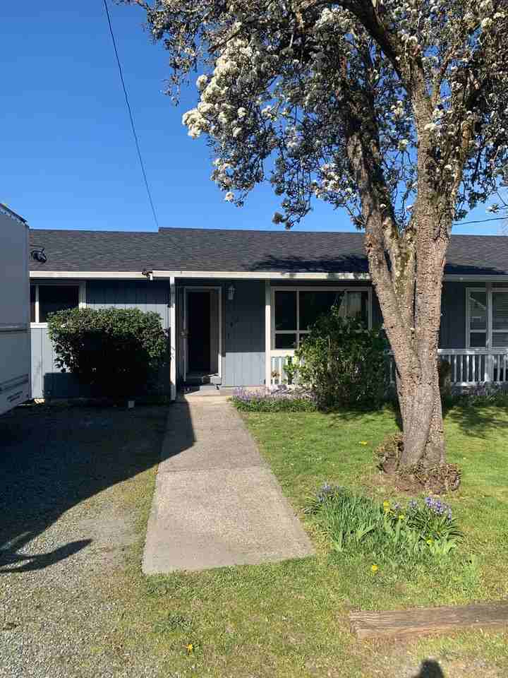 516 16th St Se - Photo 3 of 7