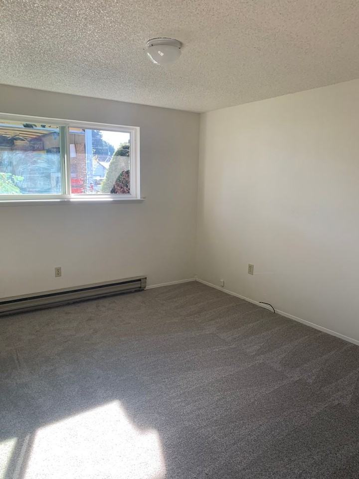 516 16th St Se - Photo 7 of 7