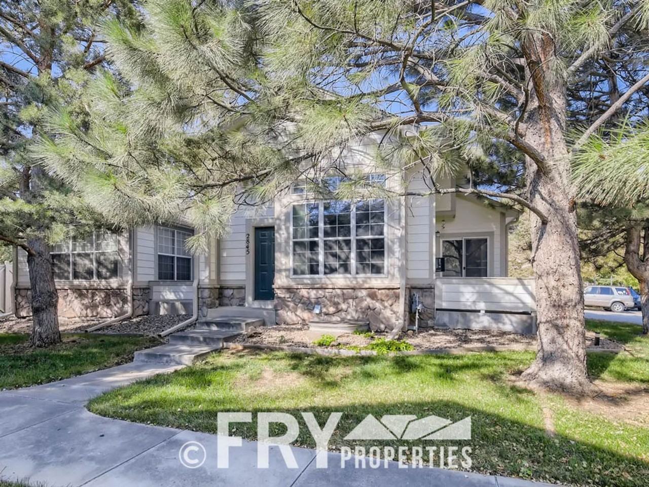 2845 Whitetail Cir - Photo 4 of 28