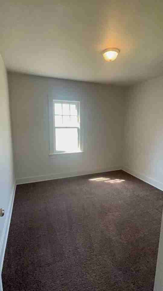 4026 Winter St - Photo 5 of 9