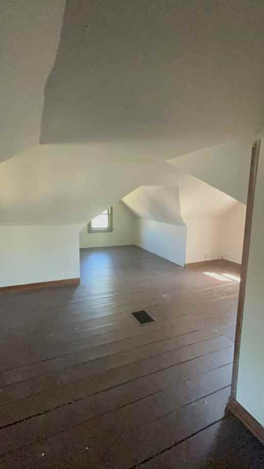 4026 Winter St - Photo 7 of 9