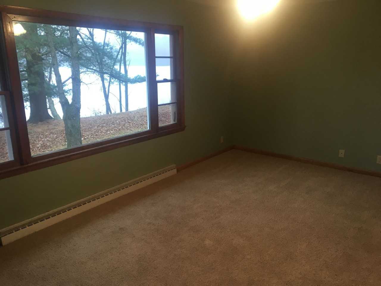 3320 Riverview Dr - Photo 5 of 10