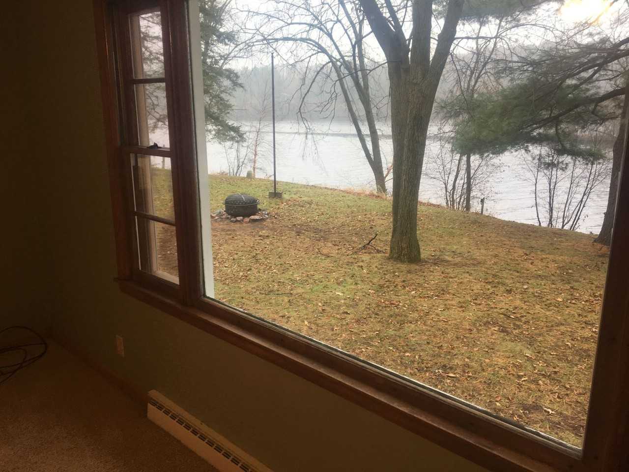 3320 Riverview Dr - Photo 6 of 10