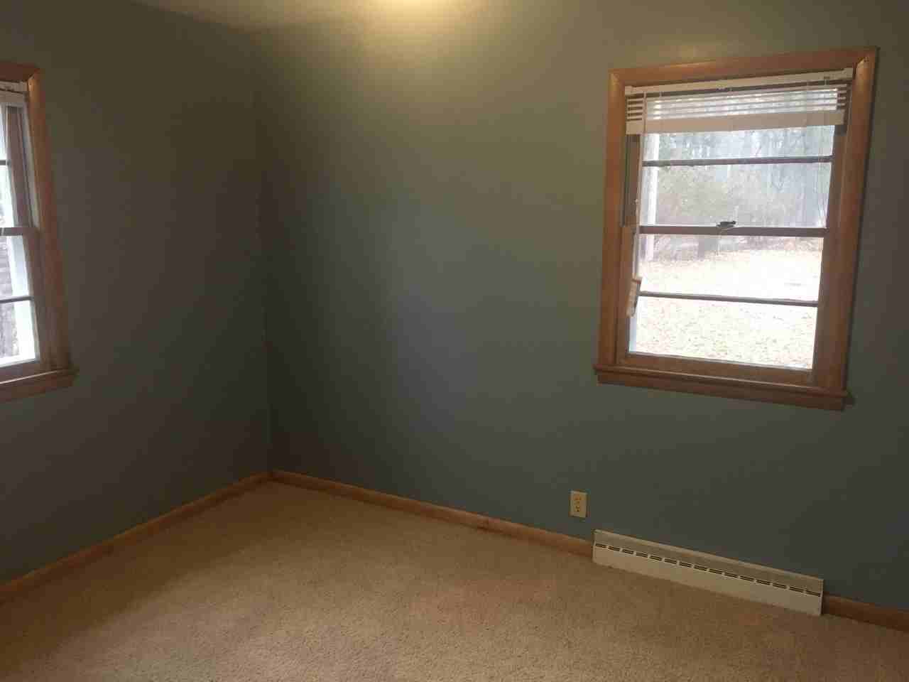 3320 Riverview Dr - Photo 7 of 10